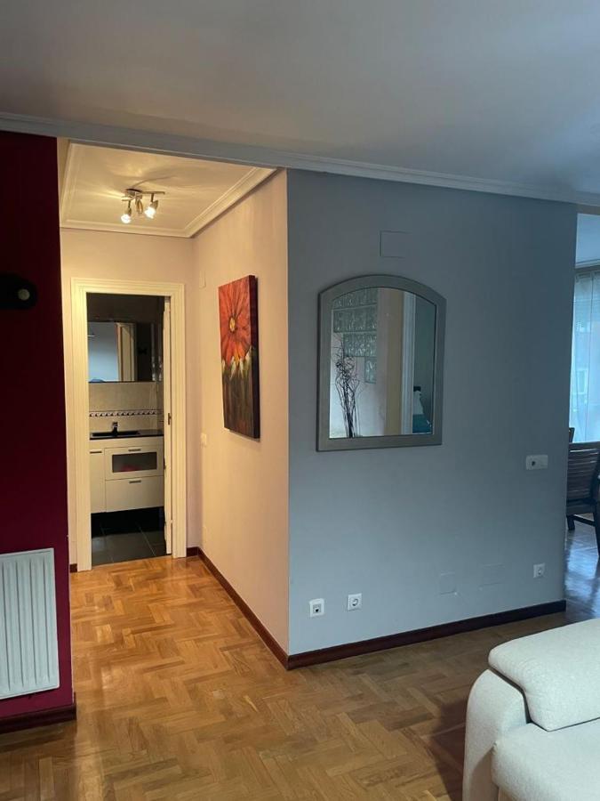 Apartamento Parque Del Oeste Oviedo Buitenkant foto