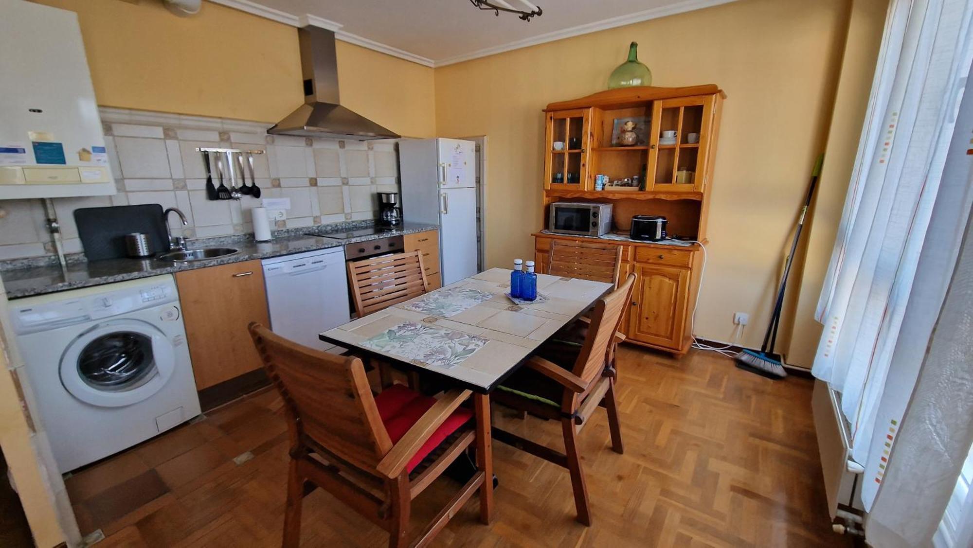 Apartamento Parque Del Oeste Oviedo Buitenkant foto